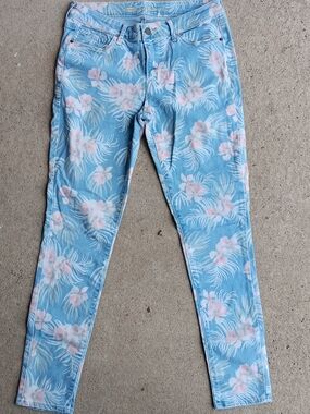 Old Navy Light Blue Skinny Jeans with Pink Floral Print